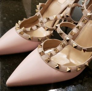 Meet your Posher, Claudia